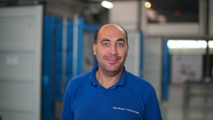 andrew-de-vries-image